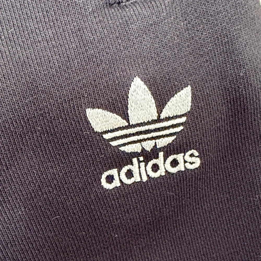 NWT Adidas Originals Adicolor Essentials Trefoil Shorts - Picture 4 of 6